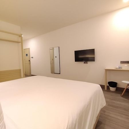 True Blue Hotel Menteng Джакарта Екстериор снимка