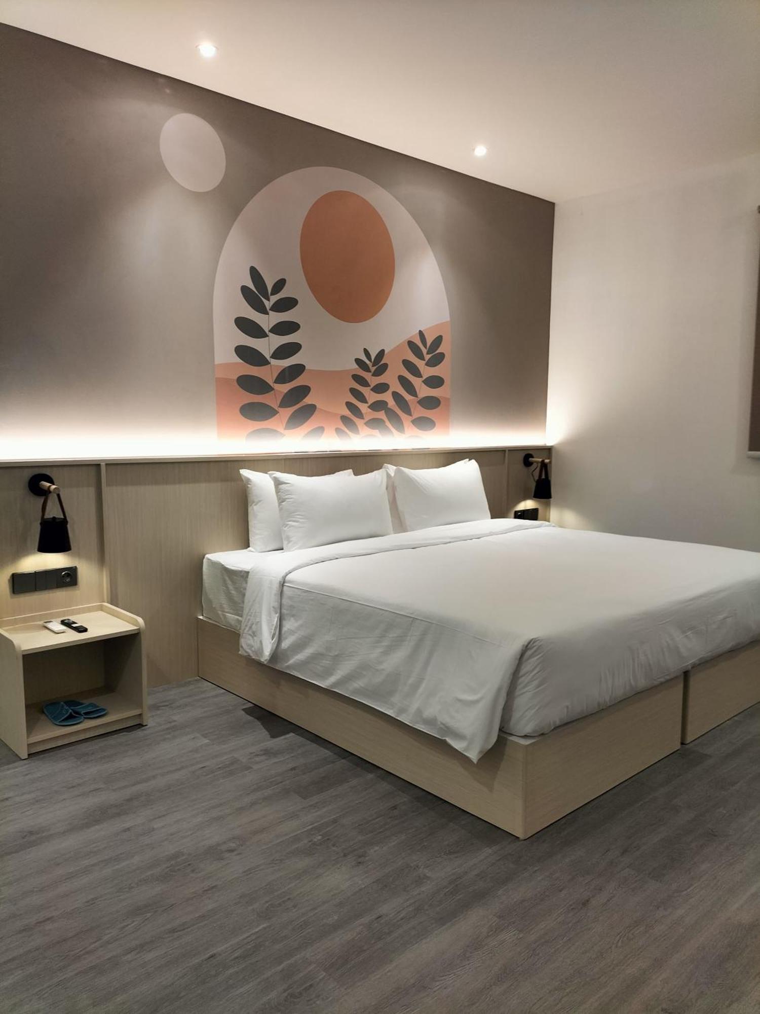 True Blue Hotel Menteng Джакарта Екстериор снимка