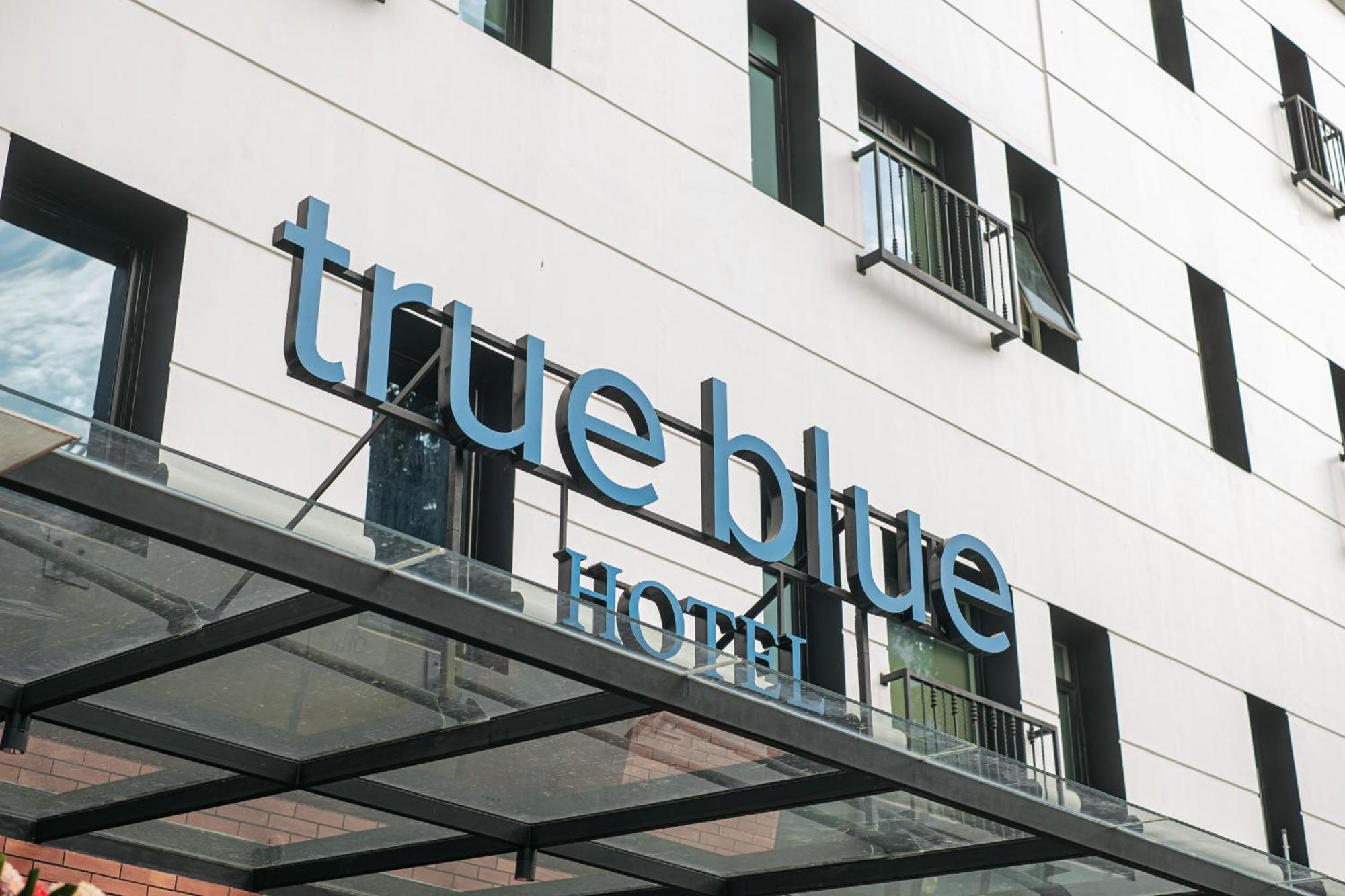 True Blue Hotel Menteng Джакарта Екстериор снимка