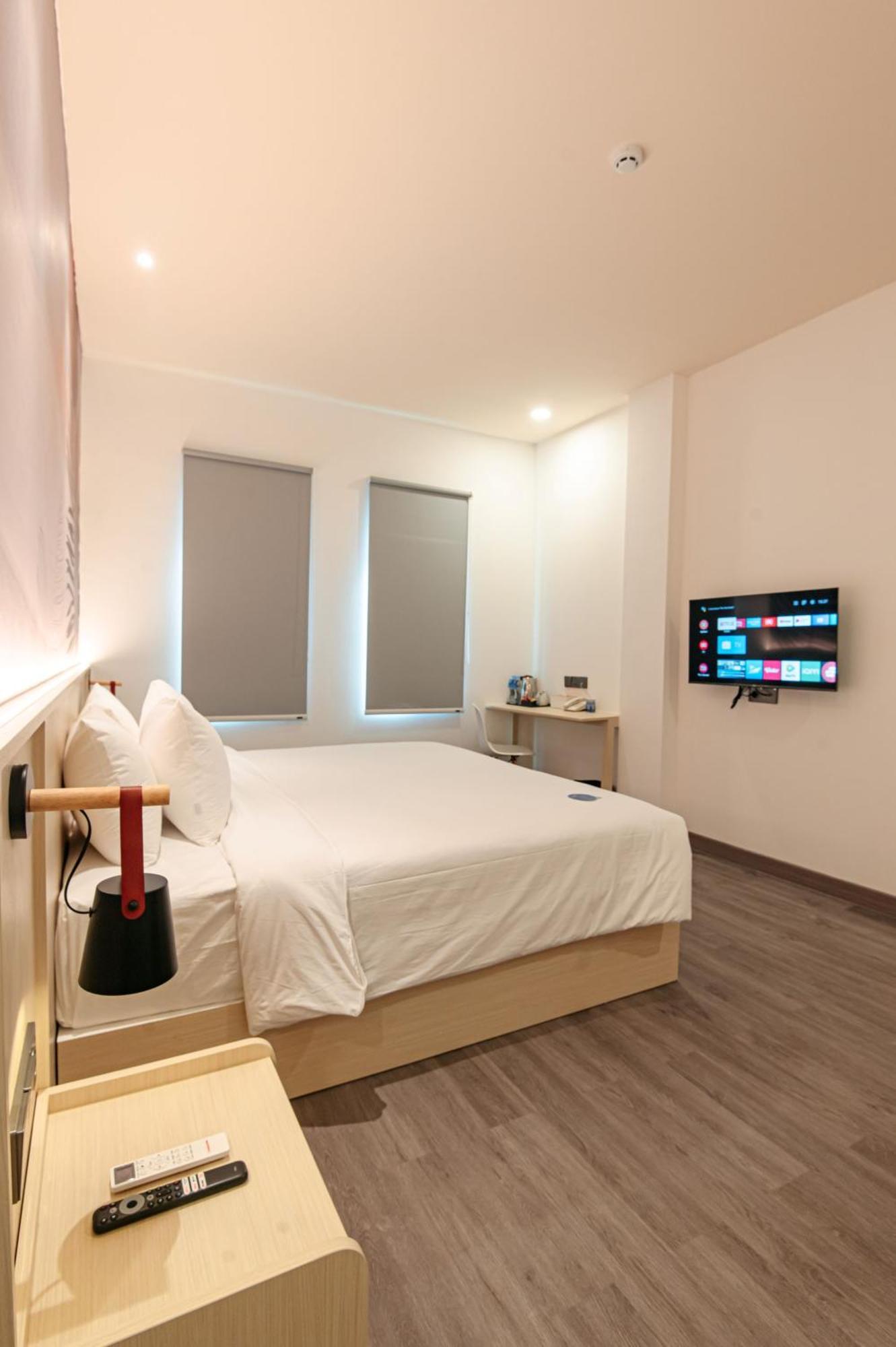 True Blue Hotel Menteng Джакарта Екстериор снимка