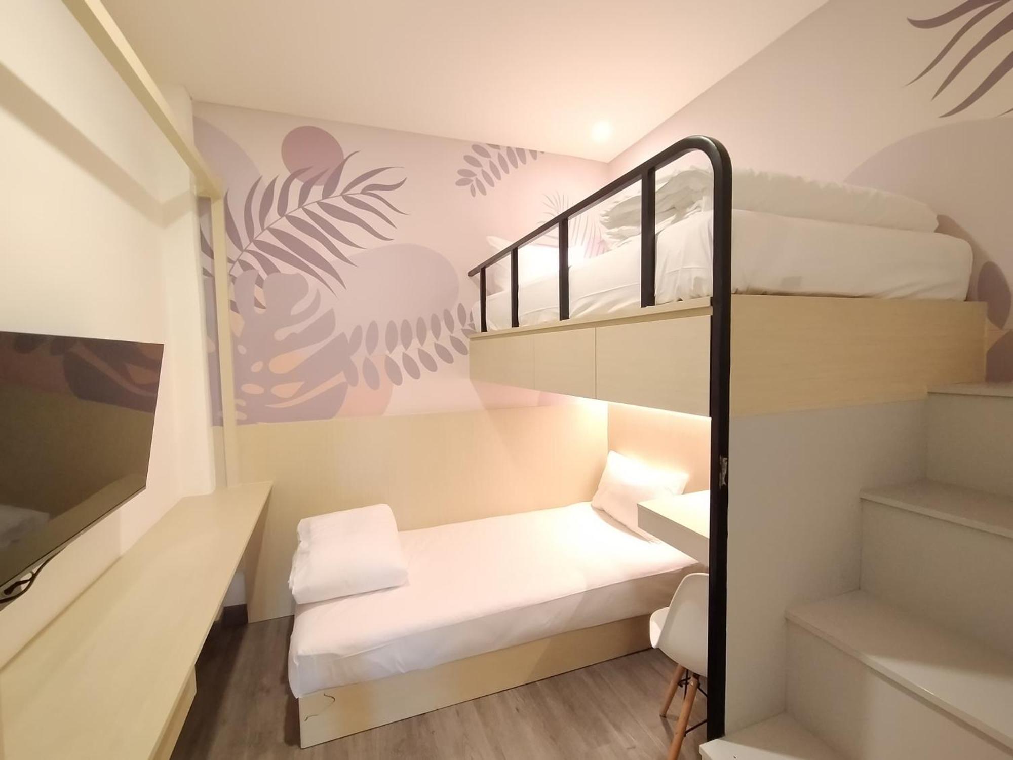 True Blue Hotel Menteng Джакарта Екстериор снимка